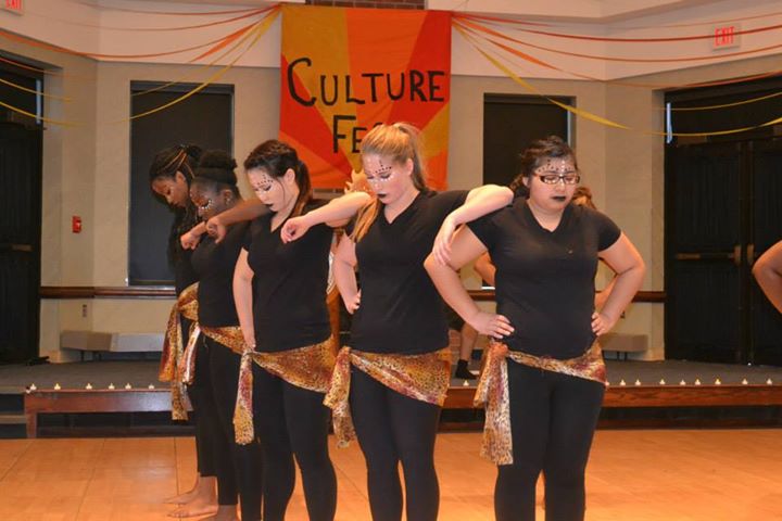 Rafiki Wa Africa members prepare for their dance routine during CultureFest event on March 29.