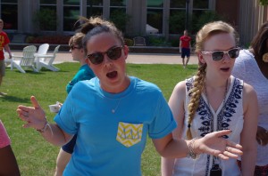 Juniors Emily Slee and Maeve Nash of Pitch Black sings at the Aug. 27 Club Fair. Photo by Spenser Hickey