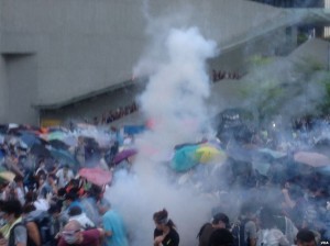 Tear gas hits Occupy Central protestors in Hong Kong. Image: Wikimedia