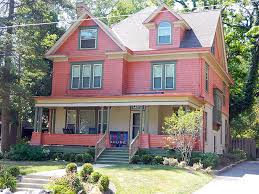 The Honors House, located at 123 Oak Hill Avenue, houses 11 students. Photo courtesy of the OWU website.