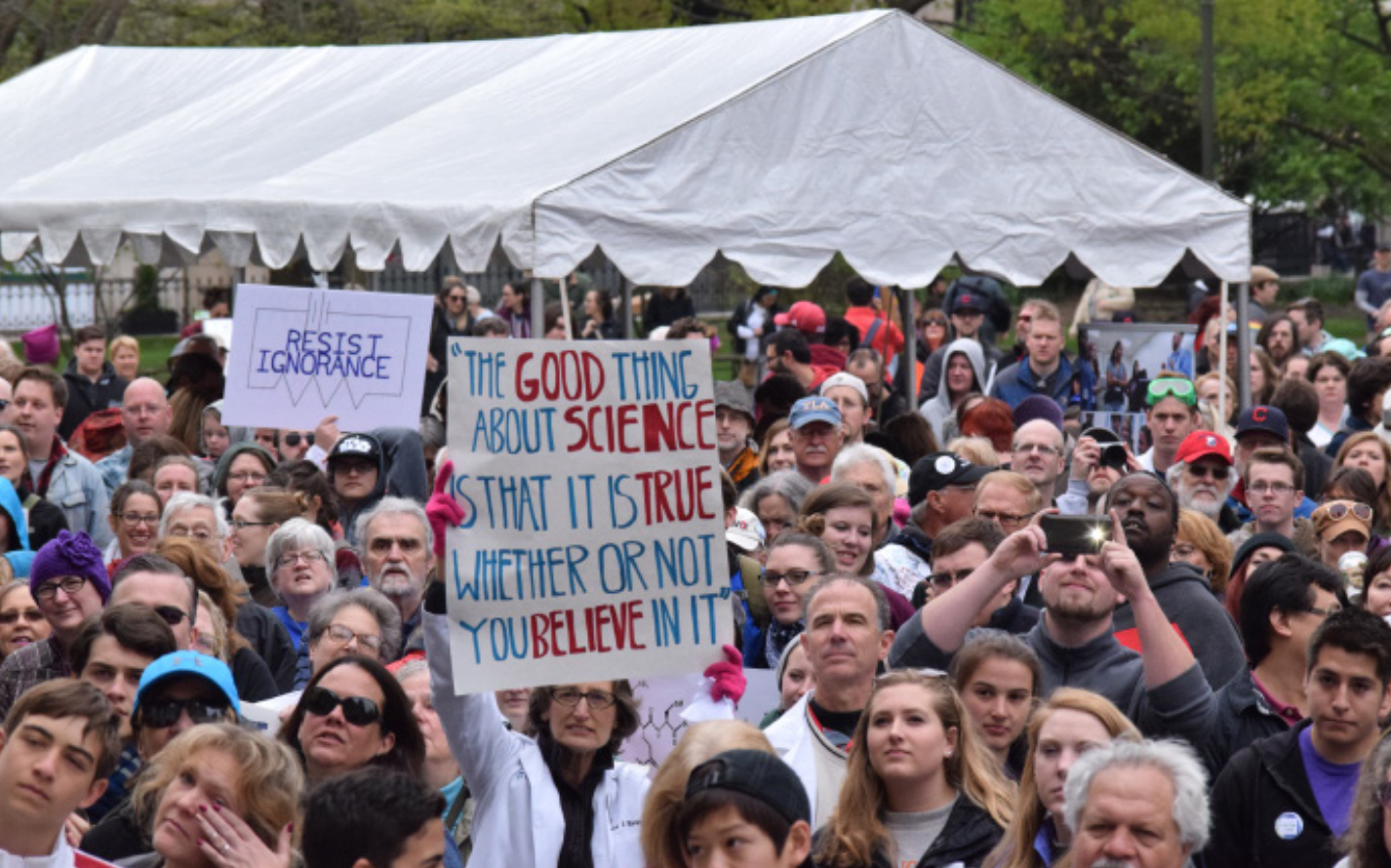 Thousands of Ohioans march for science in Columbus
