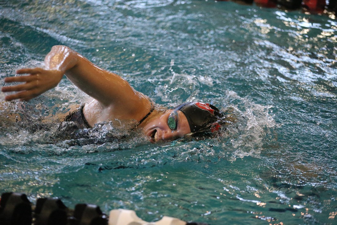 Swim & dive win boosts morale before conference